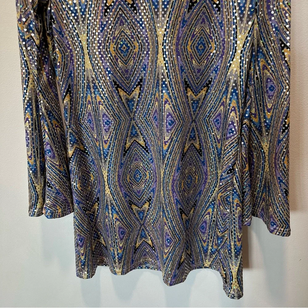 Geometric Patterned Mini Dress - Picture 2 of 10